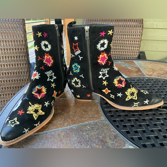 Free People * Bowers Celestial Embroidered Black Leather & Suede Ankle Boots - Picture 3 of 16